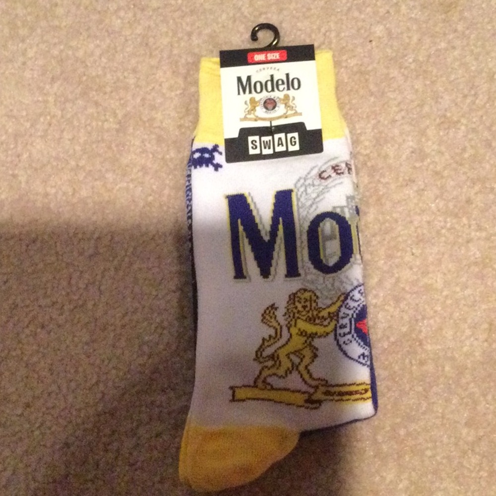 NWT Modelo Sacks